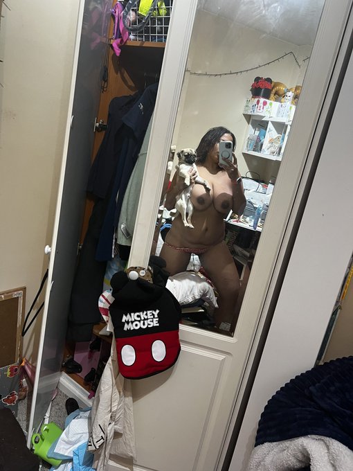 No pugs were harmed during this photo session https://t.co/OPqllw3wb8