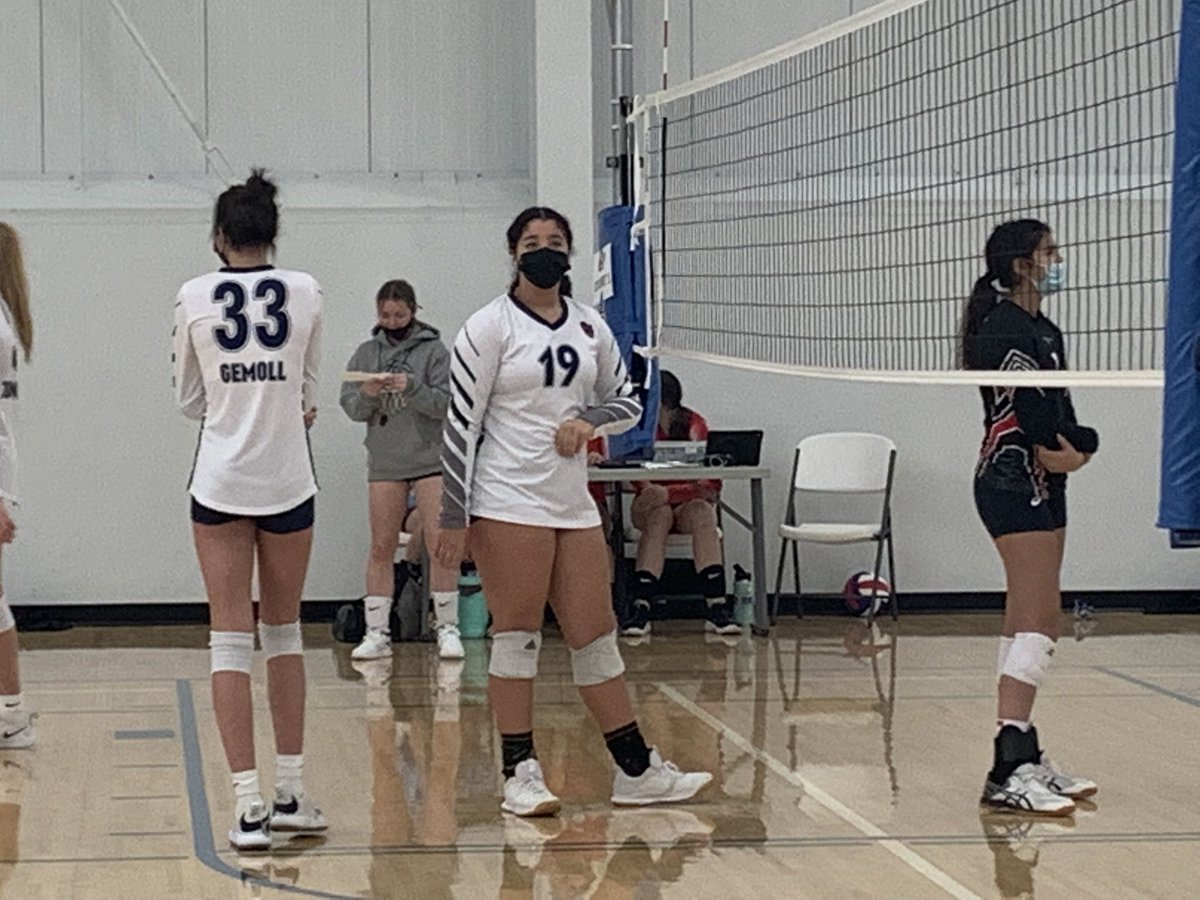 PrepDigChris's tweet photo. Two teams from the same gym. Waukesha is in the house. And we are playing in a one off court in its own gym at the #pdstatelineslam - it’s one of those where everything is loud. 

14 🏆 with RVA 14 Navy vs MWP 13 Black https://t.co/FvJRJlEBDL