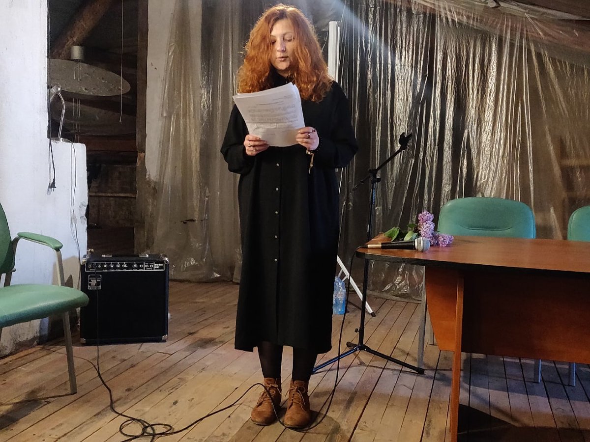 Wild_SPb's tweet image. Уволенную за Хармса учительницу зовут Серафимой Сапрыкиной. Будет классно, если все мы ее поддержим.

Постите стихи Хармса и Введенского, поднимайте шум.

#СтихиНеПреступление