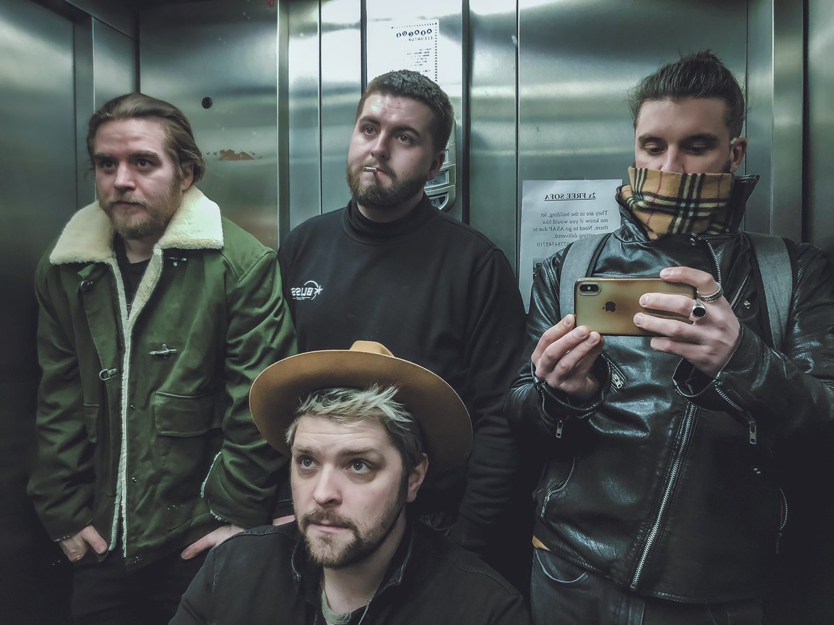 SIENNE (@thisissienne) on Twitter photo The reimagined version of our debut EP is out now - who’s listened?
sienne.hearnow.com/we-all-look-to… The reimagined version of our debut EP is out now - who’s listened?
sienne.hearnow.com/we-all-look-to…