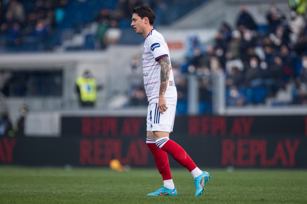 Baselli's tweet image. Correre, sudare, combattere. Non c'è nessun segreto! +3 Bravi tutti 🔴🔵 #AtalantaCagliari @CagliariCalcio