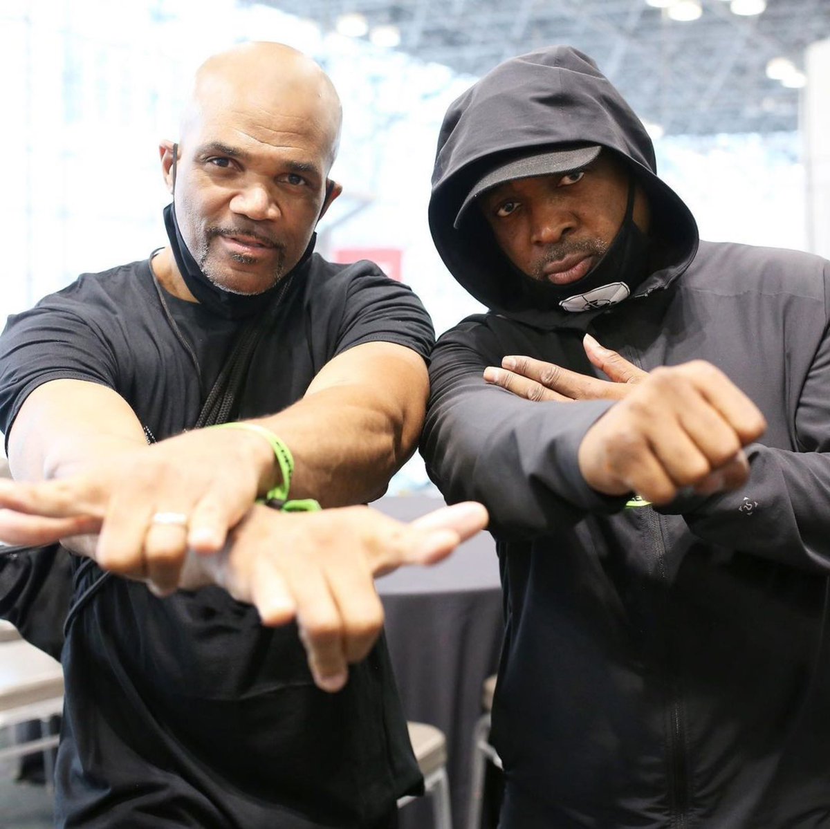 𝙧𝙥 @z2comics ᴡɪᴛʜ @kingdmc