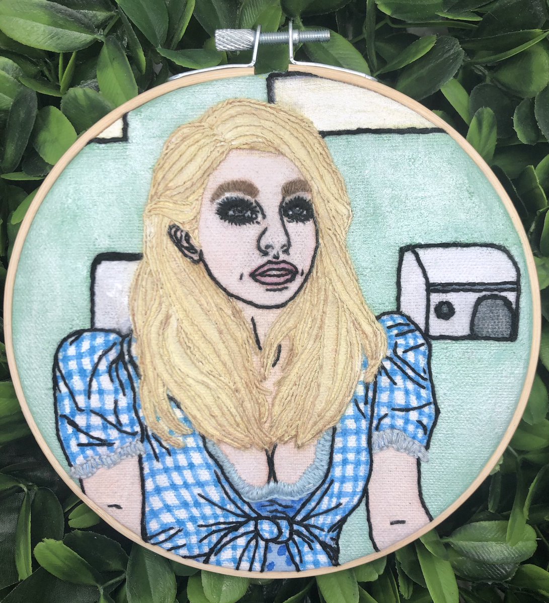 “You look like a country music singer”

My piece of Cassie from euphoria is doneeee 😍 and she’s available rn in my shop!