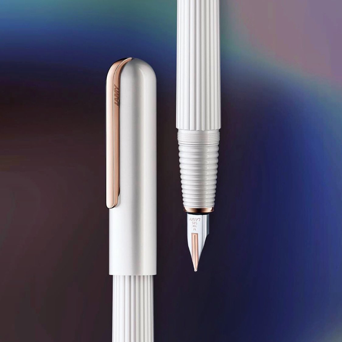 The perfect #valentines #gift for someone special! This #LAMY rose gold imporium will definitely win the heart of your valentine. 

#Valentine's Day #fountainpen #stationery