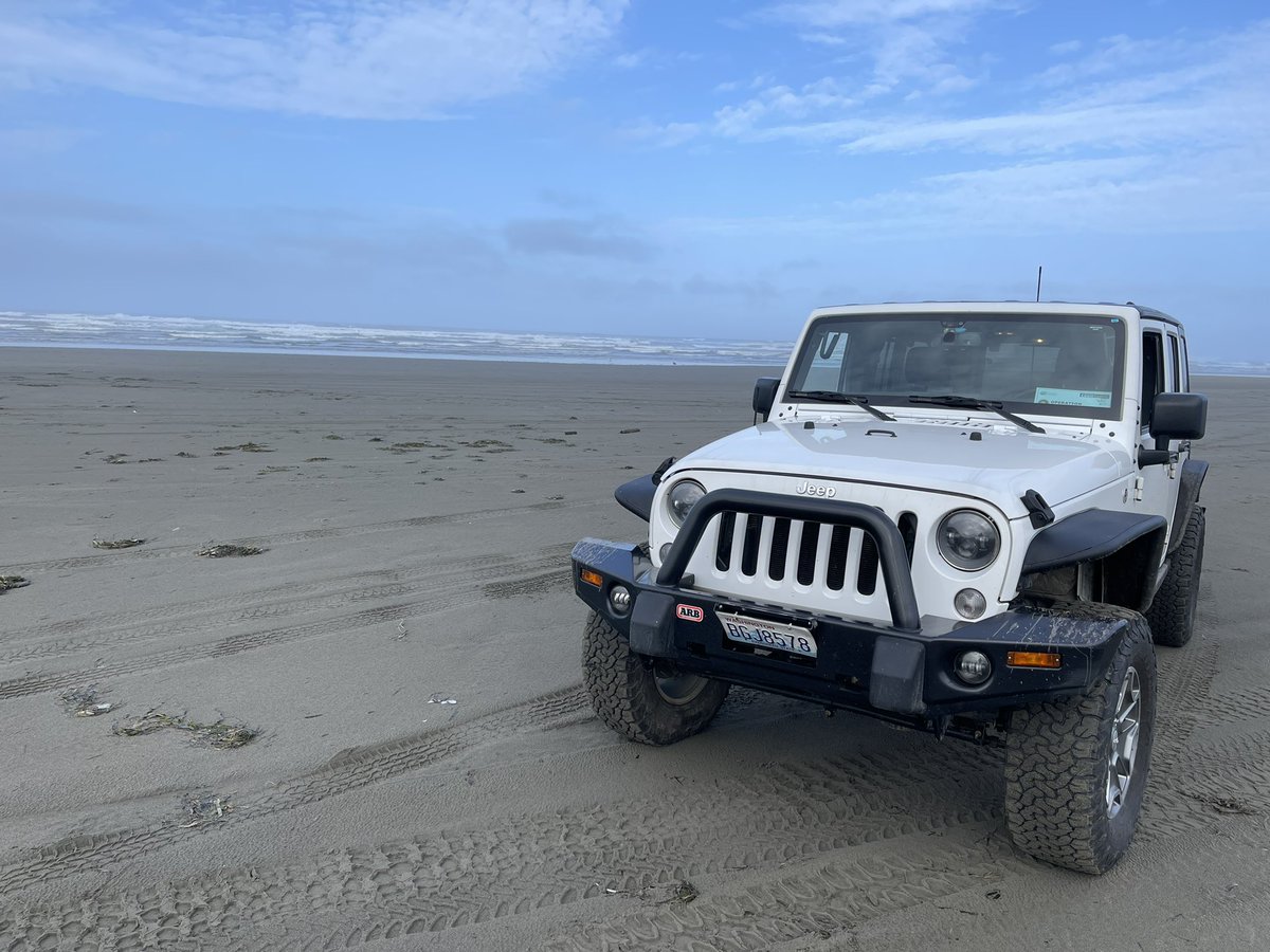 KnightofNi77's tweet photo. @THEJeepMafia I’m in! #Jeep #ShorePatrol https://t.co/kX7sMMLoHd