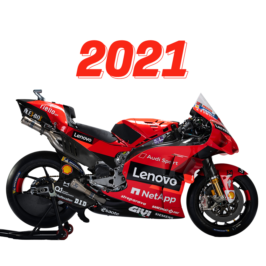 MotoGP's tweet photo. @ducaticorse @AndreaDovizioso @calcrutchlow @andreaiannone29 @lorenzo99 @marcmarquez93 @Petrux9 🏍️ 2021 - @PeccoBagnaia &amp; @jackmilleraus

A brand new factory line-up, brought across from @pramacracing, brought a second straight Constructors crown! 🥇

Bagnaia's late season charge came slightly too late to wrestle the title from @FabioQ20 but signs are positive for 2022! https://t.co/RaXt1RSjzg