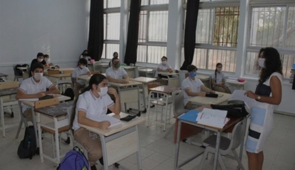 boyle okul mu varmis 
#MahmutOEzeristifa
#SoemestrTatiliUzatılsın