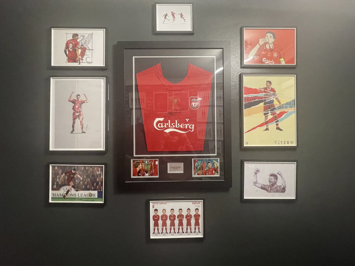 Finally got round to getting the final pieces up on the wall, thanks once again to @dcallydesign @yoniweisberg @KarlThyer @_Matty723 @seanleonardart and @ShirtFooty. Would fully recommend any one of these if you’re after any artwork! #stevengerrard #wishihadsomeoftheirtalent