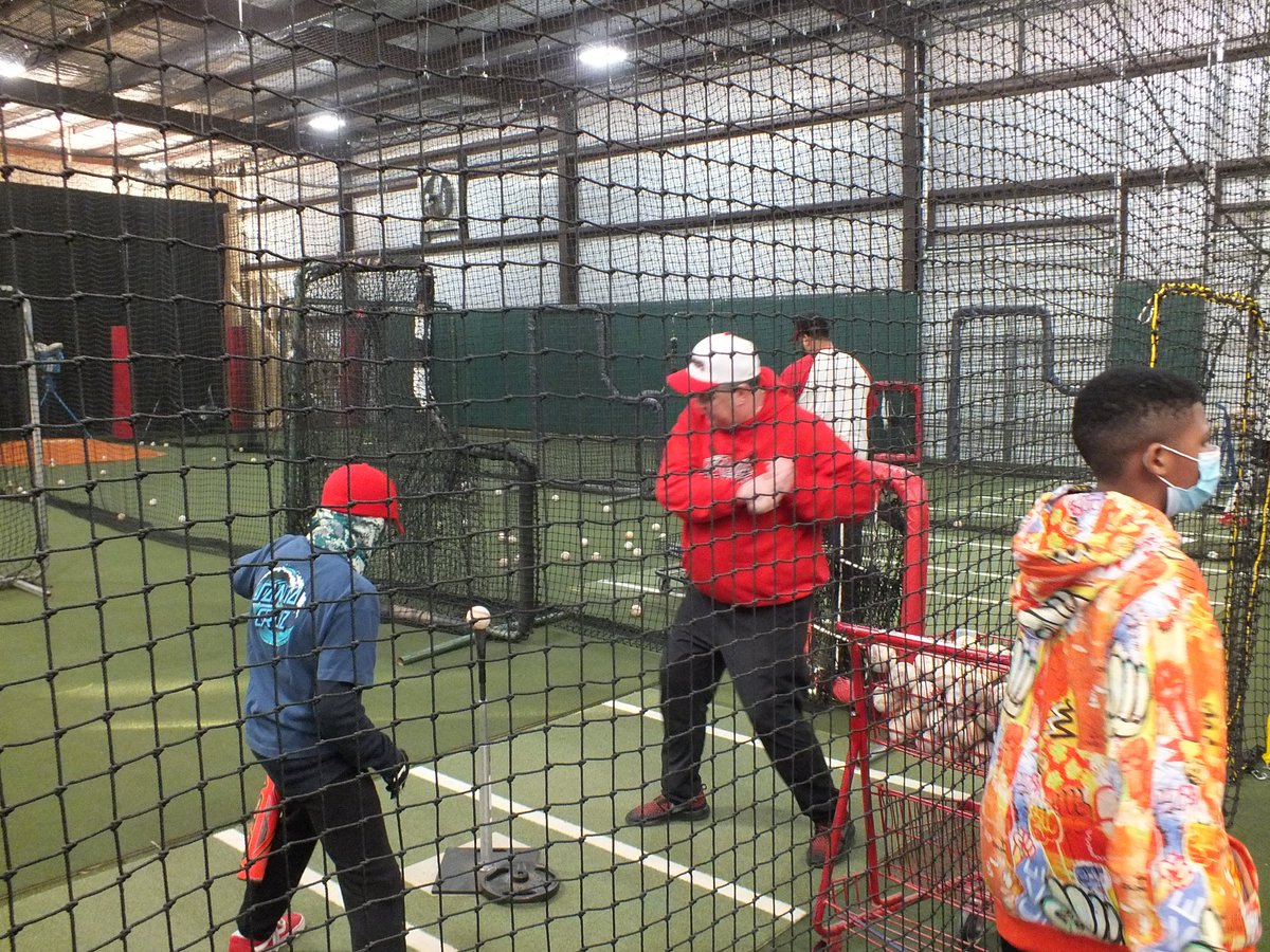 carolinasmetroreds (@metro_reds) on Twitter photo Winter Workouts focused on hitting this week. #WeAreCMR #WinterWorkouts #Baseball #YouthSports #MLBRBI <a href="/MorrisMadden08/">Morris Madden</a> <a href="/jeffrossbuckeye/">Jeff Ross</a> <a href="/CoachRob34/">Windell Robertson</a> Winter Workouts focused on hitting this week. #WeAreCMR #WinterWorkouts #Baseball #YouthSports #MLBRBI <a href="/MorrisMadden08/">Morris Madden</a> <a href="/jeffrossbuckeye/">Jeff Ross</a> <a href="/CoachRob34/">Windell Robertson</a>