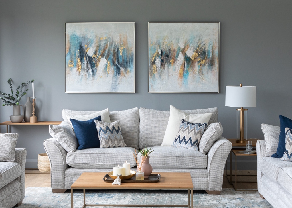 EZLivingFurn's tweet photo. Designing your perfect living room doesn't just end with the comfy sofa 🛋️ Art makes your space complete and perfect. 🖼️
Art not only adds colour and helps you design the area more effectively, but it also adds a lot of texture. 💙 https://t.co/nQLJ49vuNV