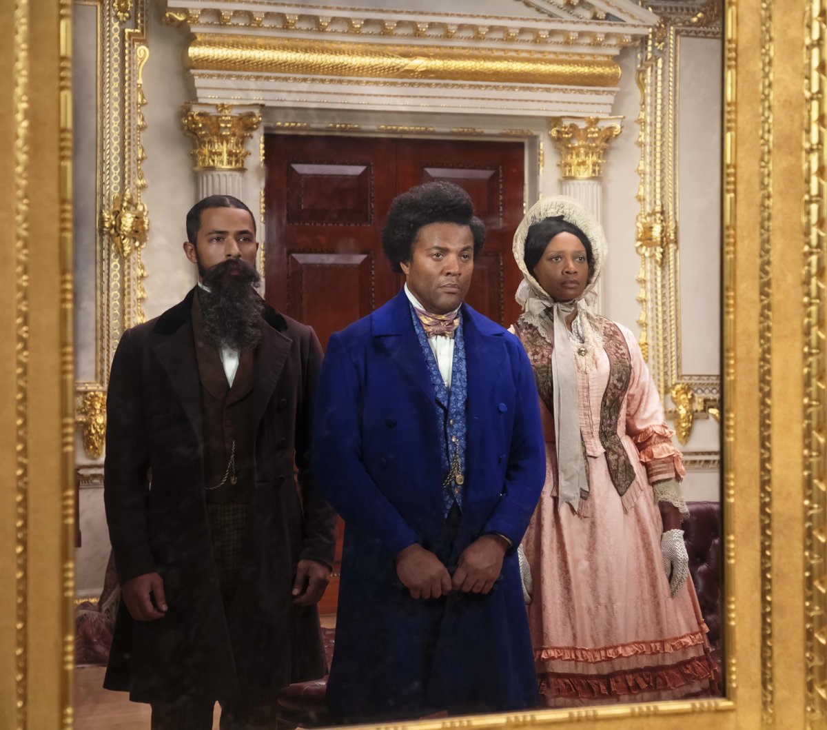 Victoria Miro (@victoriamiro) on Twitter photo 2022-02-06 18:05:06 Works by @isaacjulien are on view in the @LACMA exhibition #BlackAmericanPortraits. Spanning over two centuries, this selection of approximately 150 works reframes portraiture to centre Black American subjects, sitters, and spaces:
lacma.org/art/exhibition…
#blackhistorymonth Works by @isaacjulien are on view in the @LACMA exhibition #BlackAmericanPortraits. Spanning over two centuries, this selection of approximately 150 works reframes portraiture to centre Black American subjects, sitters, and spaces:
lacma.org/art/exhibition…
#blackhistorymonth
