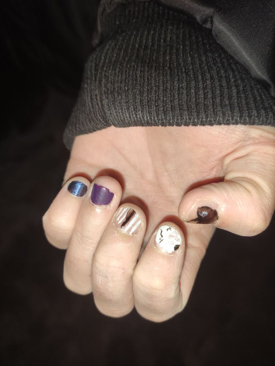 more2twit's tweet image. делаю маник всем желающим