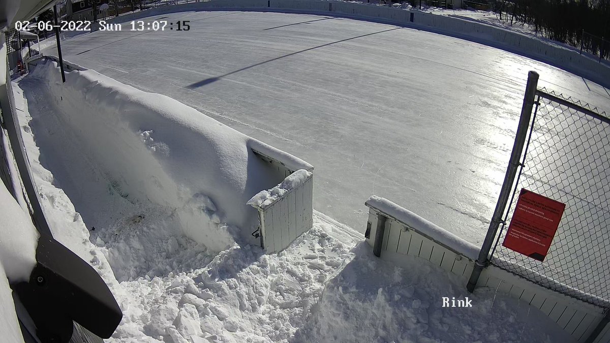 STransconaCC's tweet photo. 2/6/22 - The rink is freshly swept and ready to go! https://t.co/xBuxNM3qvV
