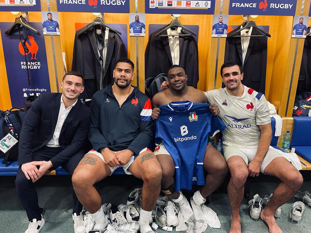 🇫🇷🤩 

𝗤𝘂𝗲𝗹 𝘄𝗲𝗲𝗸-𝗲𝗻𝗱 ! Après la victoire du LOU Rugby en <a href="/top14rugby/">TOP 14 Rugby</a>, <a href="/FranceRugby/">France Rugby</a> commence son Tournoi des Six Nations 2022 par une victoire bonifiée face à l’Italie ! 

🐺 Bravo à nos Gones qui ont participé à cette victoire tricolore. 

#TeamLOU #AvecleXV