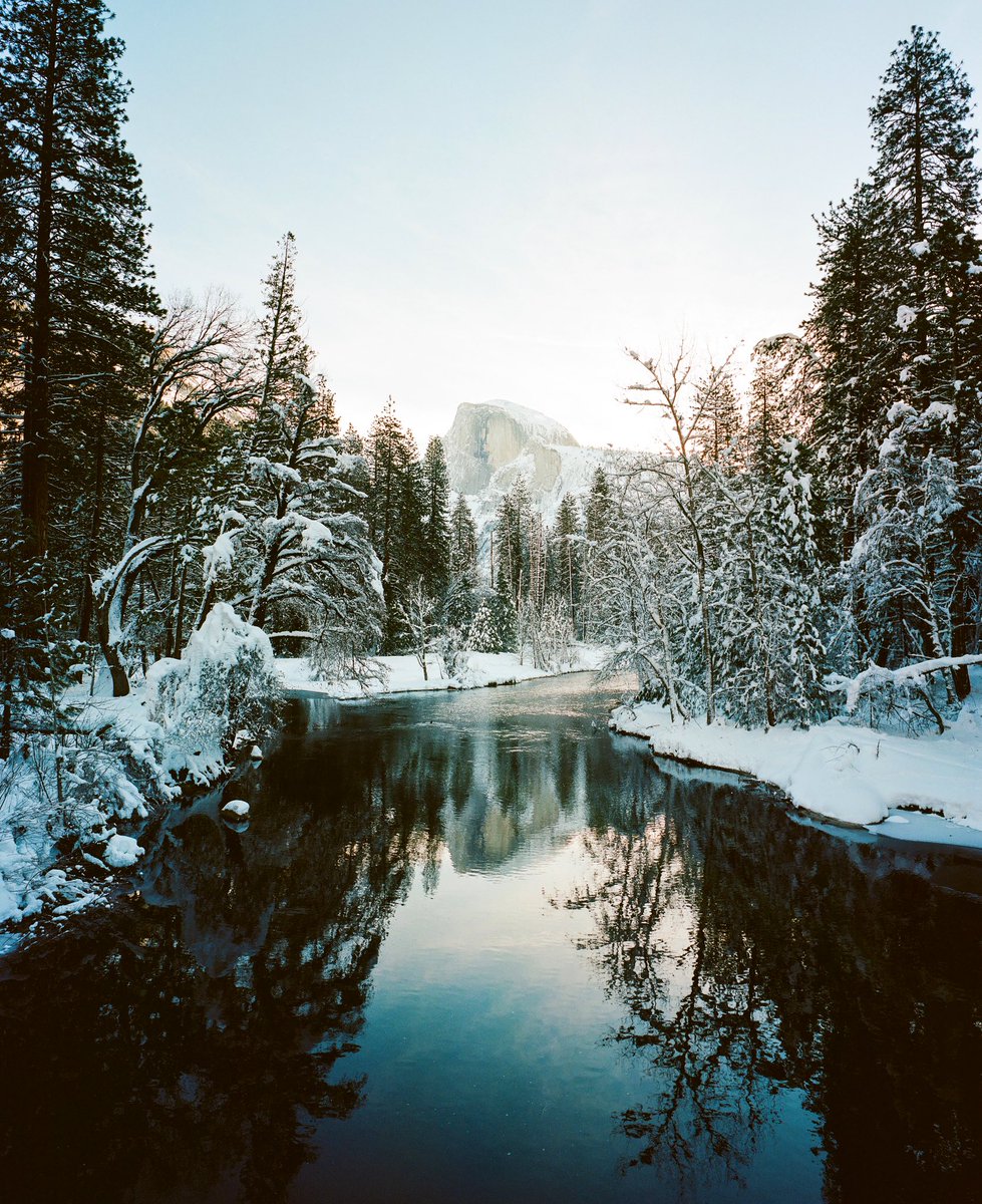 jakob_lr's tweet photo. winter in Yosemite 🎞 https://t.co/5lZ8P4Wlwn