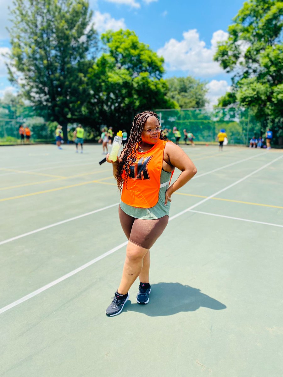 hlehlebobs's tweet photo. Netball Sundays🥰🥰
#netballsundays
#netball https://t.co/GWqz1pus9T