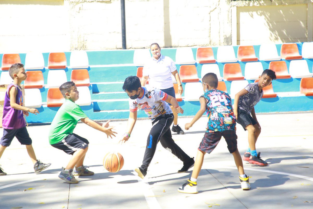 BisABric's tweet photo. #Nicaragua
Gobierno de Nicaragua formando a jóvenes en deporte. 
#SeguimosAvanzando https://t.co/o79Wz3BvkP