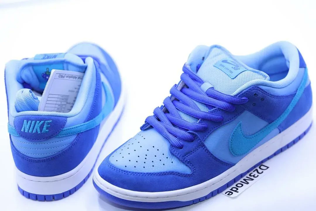 TheSiteSupply's tweet image. Nike SB Dunk Low “Blue Raspberry” 💙👟

🗓️ Coming Soon...

📸 depeche23mode IG
