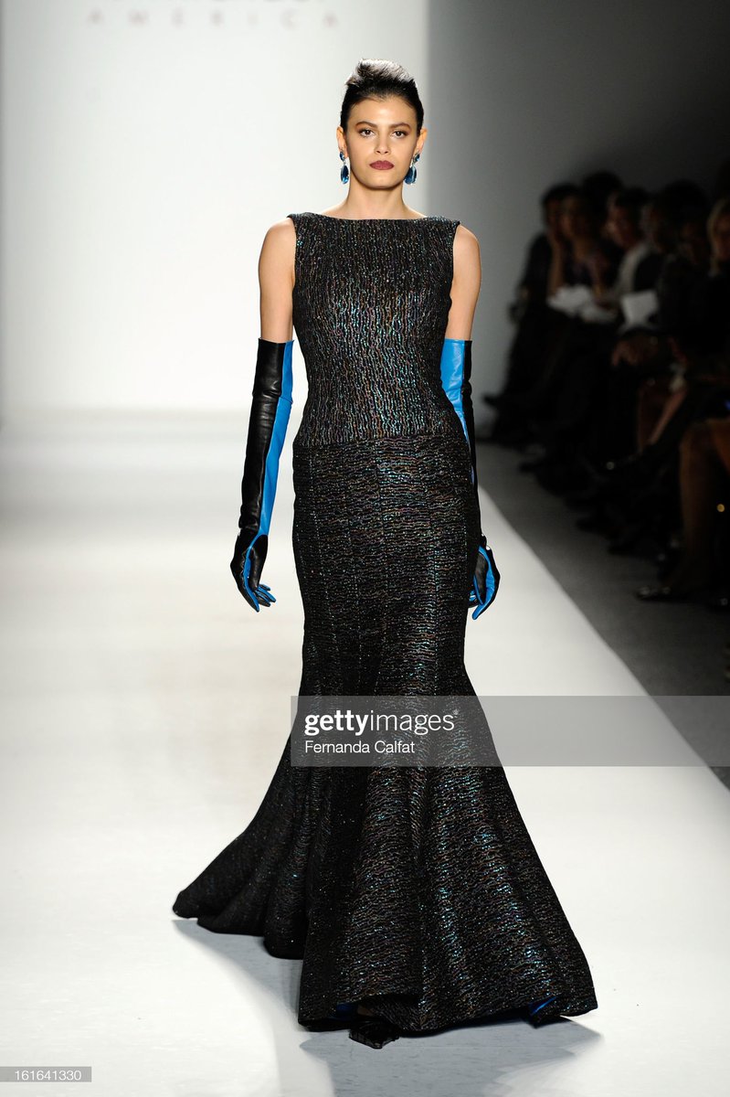 bmichaelAmerica's tweet photo. The ultimate measure of my success will be whether the fashion industry ability to unlock progress continues long after I'm gone.
“Allow your courage and creativity to lead the way.” -B Michael
#IAMBMichael #BlackHistory #MakingHistory #ChangingHistory @ByBiancaBee @nyfw #style https://t.co/kAS1DAog8A