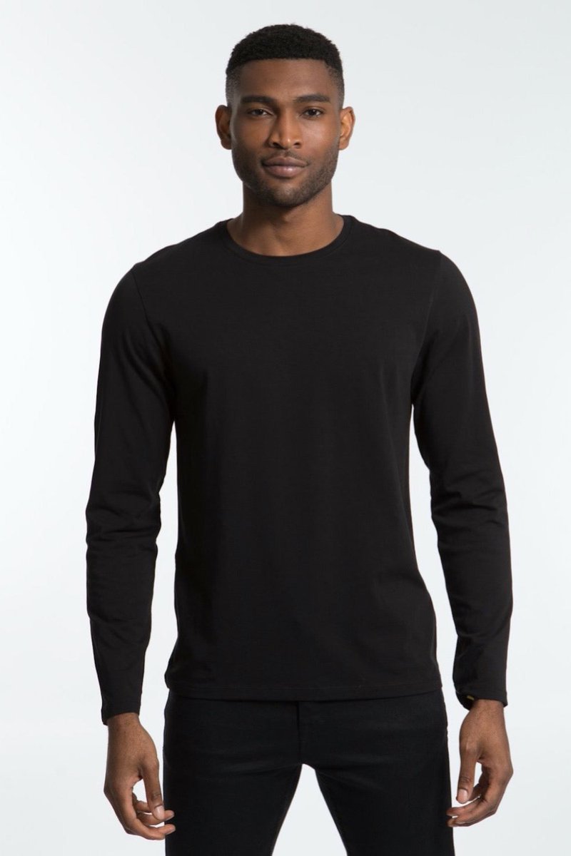 ChrisJamesKtown's tweet photo. Incredibly soft pima cotton, with a hint of stretch, makes the black label T-shirt from PYA a luxury basic. The shirt offers superior comfort and drape not found in an ordinary T-shirt. https://t.co/hDyxY0OPav #ChrisJamesYGK #shirts #mensshirts #cothing #ygk https://t.co/HqbJLJviX6