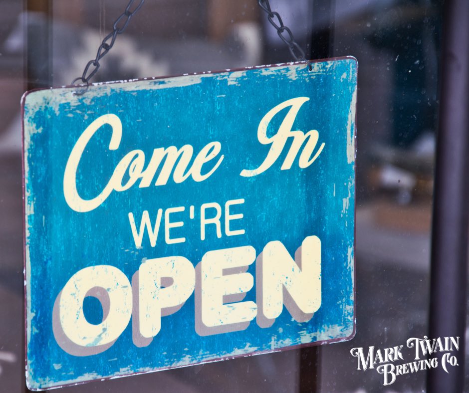 Come join us today for a hot lunch &amp; a cold craft beer. We have 14 house taps including our seasonal Chocolate Coffee Stout &amp; our Barrel-Aged Vanilla Passport to Russia &amp; 4 guest taps including Hopslam. We're open 12-6! 
#drinklocal #eatlocal #hannibalmo #marktwainbrewingcompany