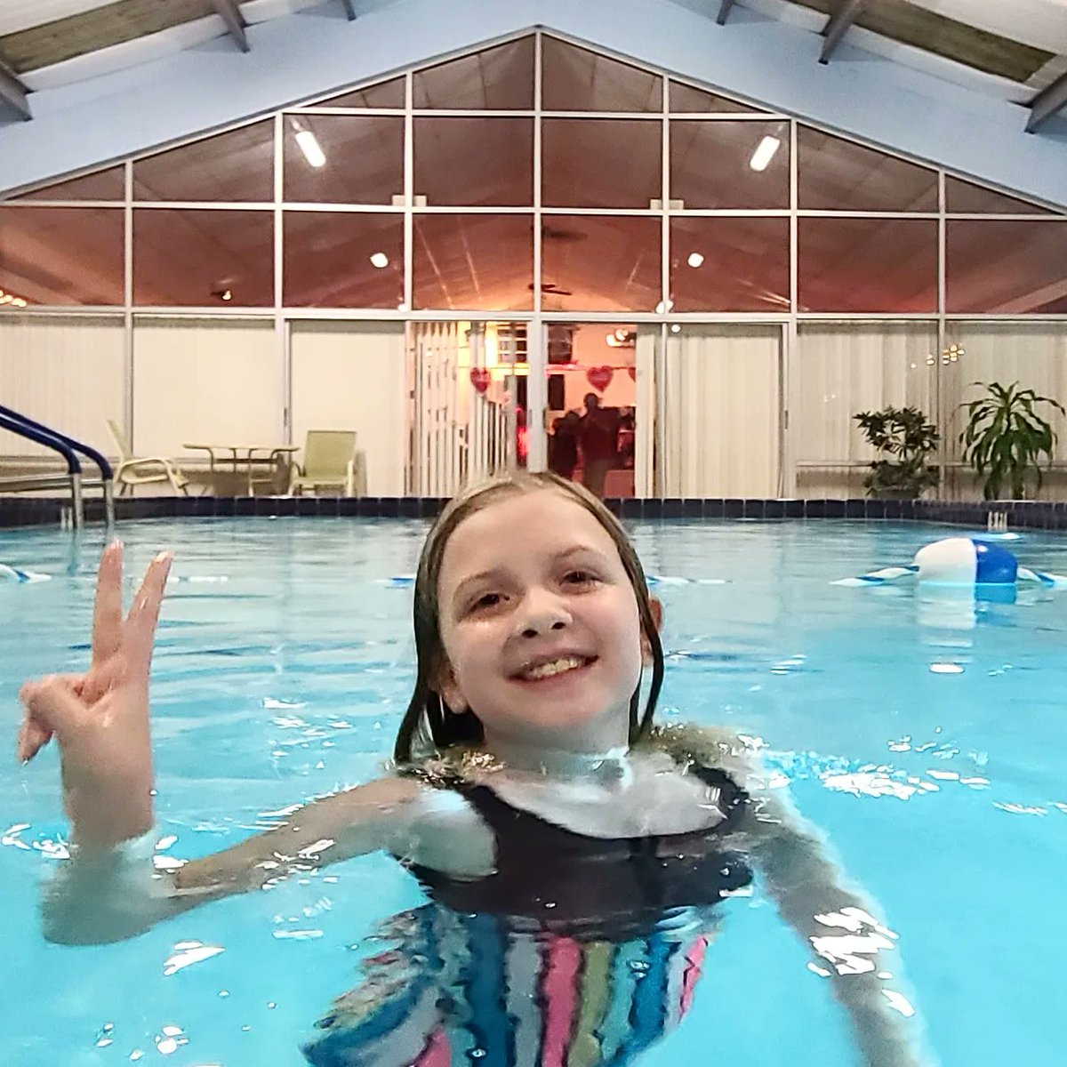 ReadySetAutism's tweet image. Aubrey(9 yrs Neurotypical) is a great sister to both of her siblings who have Autism! We say she is in the middle of an Autism sandwich🥪! Aubrey's older sister Melia is 12 yrs &amp;amp; non verbal more severe Autism. Aubrey's younger brother Isaac is 5 yrs &amp;amp; more high functioning Autism