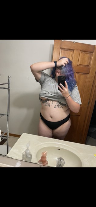 Before I cut off the hair 🥺 still a vibe tho #mommy #spicy #onlyfanleak https://t.co/YaiWZdCXfw<a href="/tag/mommy"class="tags">#mommy</a><a href="/tag/spicy"class="tags"><span>#spicy</span></a><a href="/tag/onlyfanleak"class="tags"><span>#onlyfanleak</span></a>