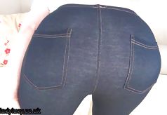 Loving my skintight leggings xx https://t.co/AzFRgpNsTK<a href="/tag/heels"class="tags"><span>#heels</span></a><a href="/tag/gloves"class="tags"><span>#gloves</span></a><a href="/tag/vintagestockings"class="tags"><span>#vintagestockings</span></a><a href="/tag/newlingerie"class="tags"><span>#newlingerie</span></a>