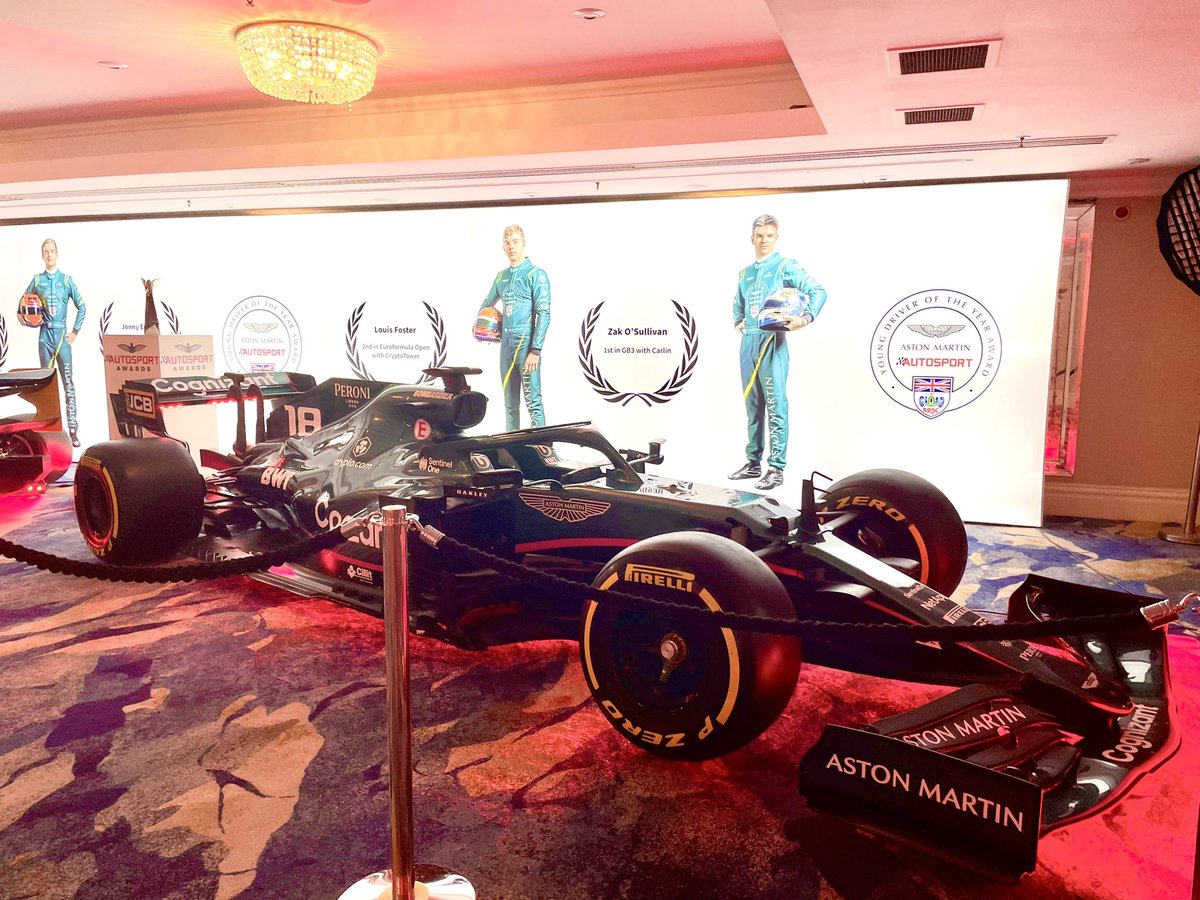 Nothing more appropriate than British Racing Green to welcome friends back to #AutosportAwards <a href="/autosport/">Autosport</a> <a href="/AstonMartinF1/">Aston Martin Aramco F1 Team</a> <a href="/TheBishF1/">Matt Bishop 🏳️‍🌈 🏁</a> <a href="/F1/">Formula 1</a>