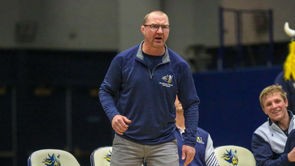 The winningest coach in Augustana Wrestling history has surpassed 2⃣0⃣0⃣ dual victories ⚔️

Here's to 200 more, <a href="/JasonReitmeier1/">Jason Reitmeier</a> 

#VikingTough | #BuildingChampions