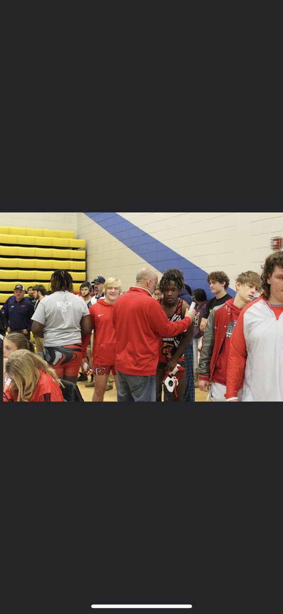 Huncho22Head's tweet photo. Hard work pays off all the tough practices and long days this just shows that you never give up otw to state placed second in sectionals🤼‍♂️✅🙏🏾@erob50 @RecruitGeorgia https://t.co/LR8qlnCQPO