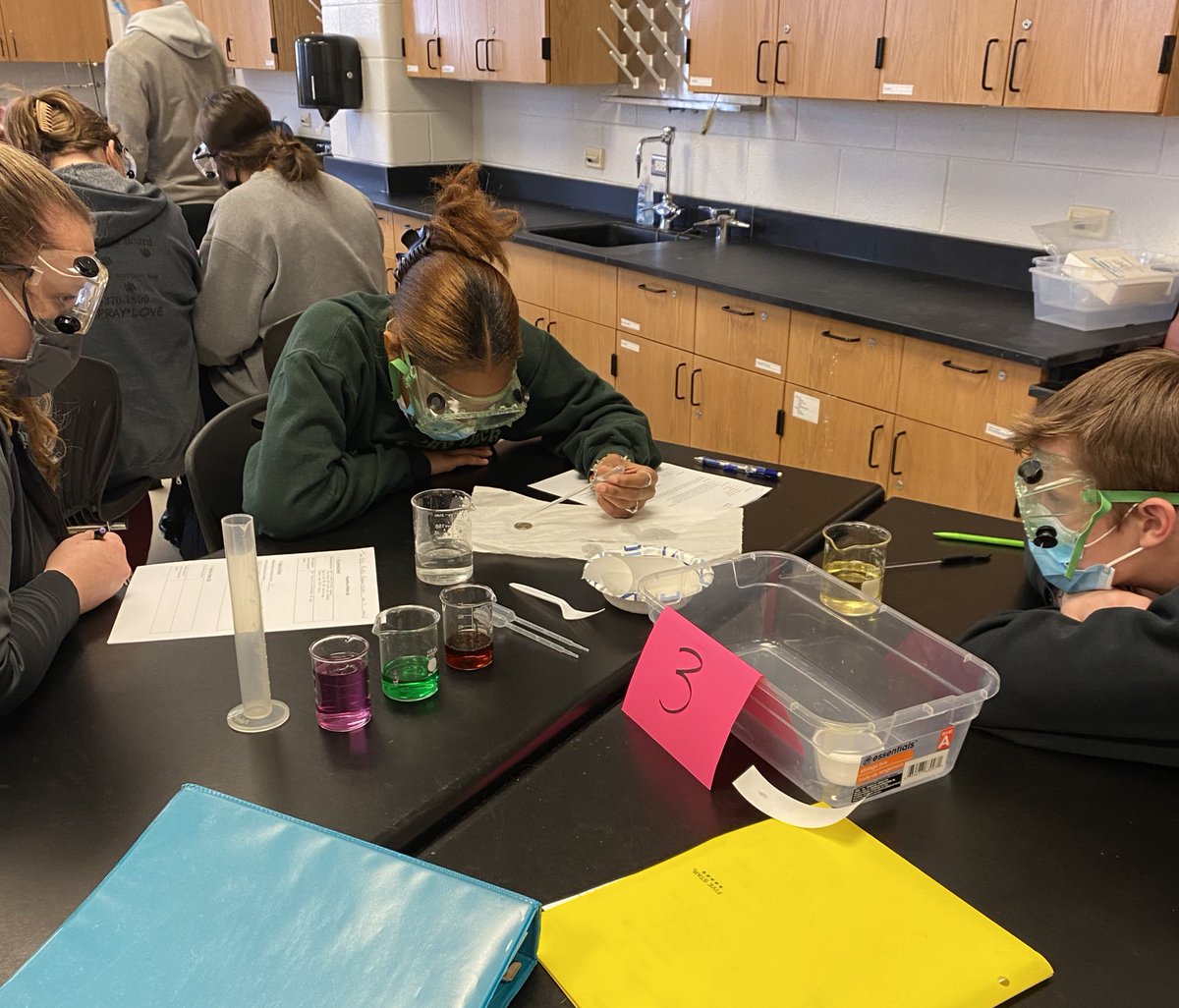 MsFrodyma's tweet photo. This past week students took a closer look at the properties of water while also practicing lab safety! 👏🏻 #chemistry #gofalcons https://t.co/LShNm2XeMG