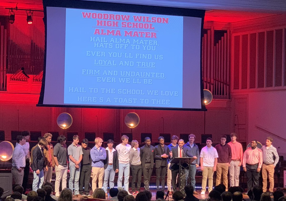 Celebrating tonight at Lakepointe Church our season banquet! S/O to our class of 2022 seniors for everything you have done! #brotherhood