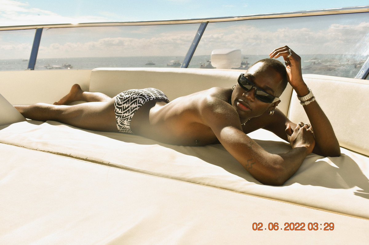 rickeythompson's tweet image. HAPPY BIRTHDAY  TO ME