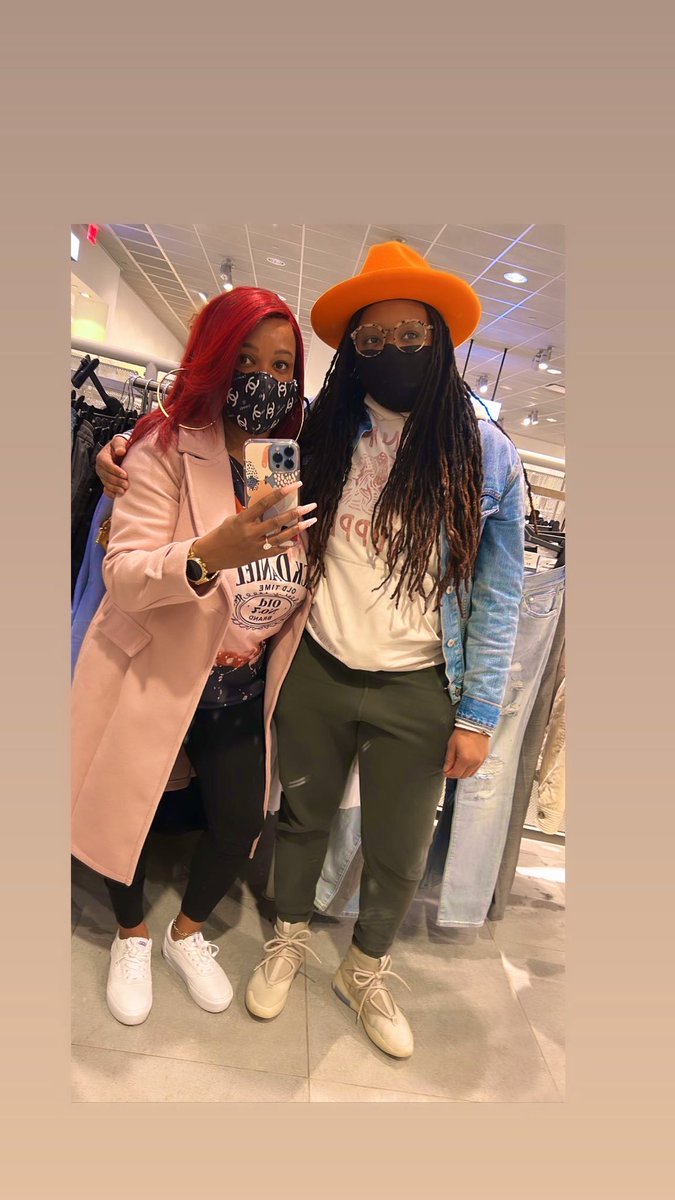 misswy__'s tweet photo. Mall run

#partnerinLife😍 https://t.co/vYK2zwdY8c