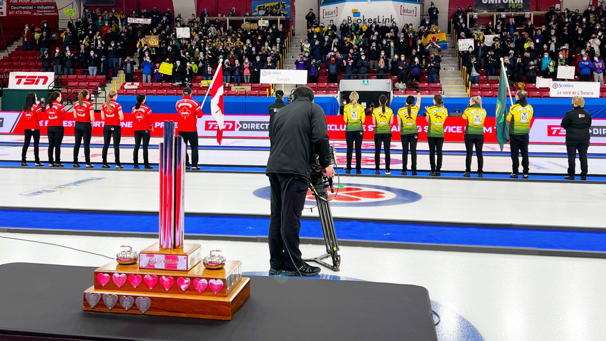CurlingCanada's tweet image. ARE YOU READY, CANADA!? 

It’s the 2022 Scotties Tournament of Hearts final with @EinarsonTeam facing off against @TeamMcCarville! 

Where are you cheering from tonight and who are you rooting for? 

#STOH2022