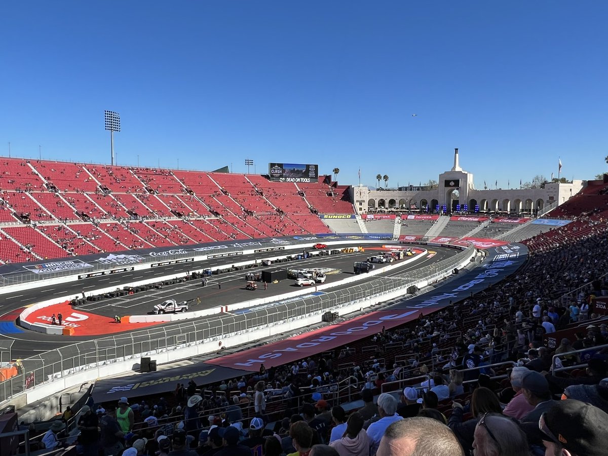 Tommy29gun's tweet photo. Letโs go!!!! @NASCAR #NASCAR #ClashAtTheColiseum #4thewin @KevinHarvick @BuschBeer #MountainsofBusch #Sweepstakes https://t.co/J3AsK3Sp3X