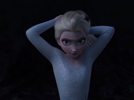 эльза холодное сердце 2 эльза бежит по морю. эльза 2019. холодное сердце 2 эльза в темном море. эльза холодное сердце 2 море. холодное сердце 2 море.
