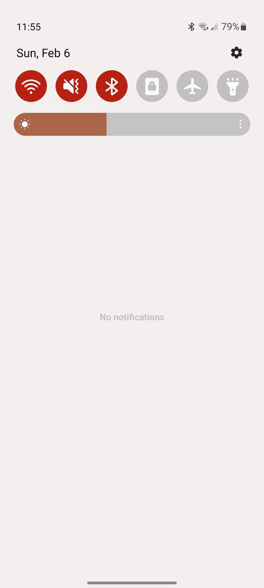 eric23600's tweet image. I honestly love the pure white material you colored notification panel. Though its only accessible by turning off blur and transparency.