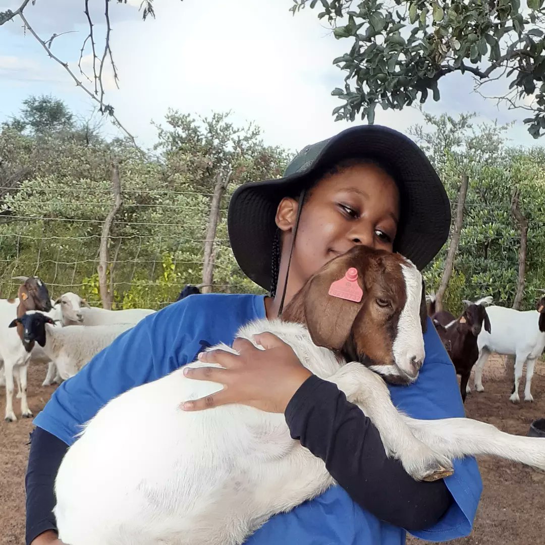 Calm__Beast's tweet image. Modimo o ke sa mo ireleng sepe , ke a leboga🙏❤