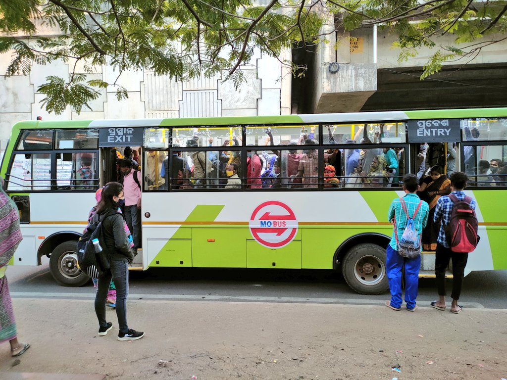 sujitshanakar's tweet photo. Dear @CRUT_BBSR Is It Your
#StandingNotAllowed Service . https://t.co/ZVFmqHFHPl