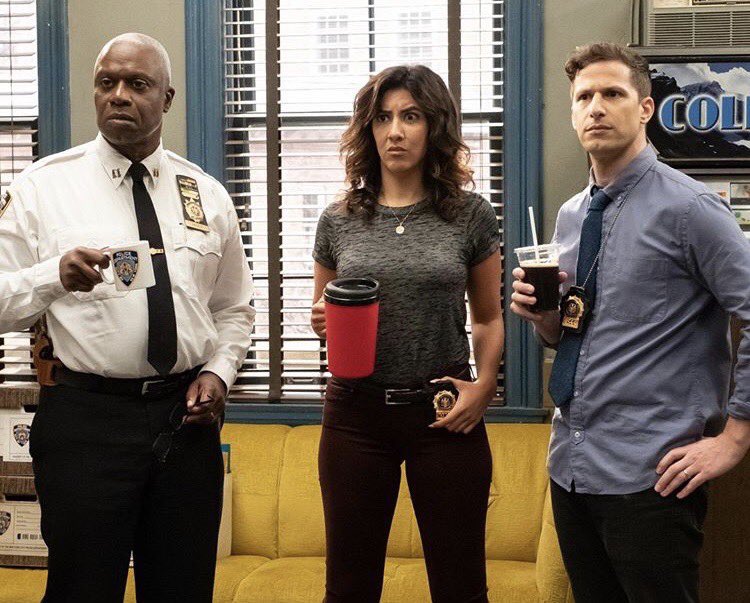 Дастин уитман бруклин 99. Дэвид фумеро бруклин 99. Бруклин 99 в качестве. Бруклин 99 перальта. Бруклин 9-9.