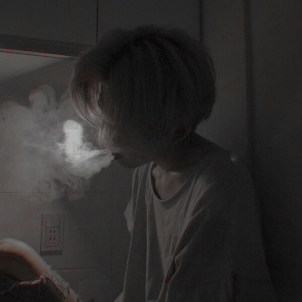 wrhdra's tweet photo. ᅠ

           그  말들을  지키지  못할까  두렵다
          점점 ��� 달라져 왜  ー  머리 아프다
            • smells like something dead.

ᅠ https://t.co/5RLBRaQbLQ