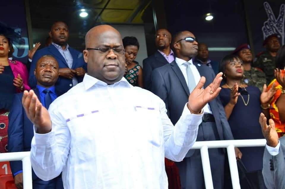 olitoMUKINZI0's tweet photo. #RDC «Félix est Président par la volonté de Dieu. «Faiseurs de rois», tout à votre honneur mais, simples instruments de Dieu. Tout coe le Diable, la Tentation du Christ. Les outrages au PR se paieront comptant», prévenait #KitengeYezu un an après l'arrivée de @fatshi13 au pouvoir https://t.co/TKx95ALzns