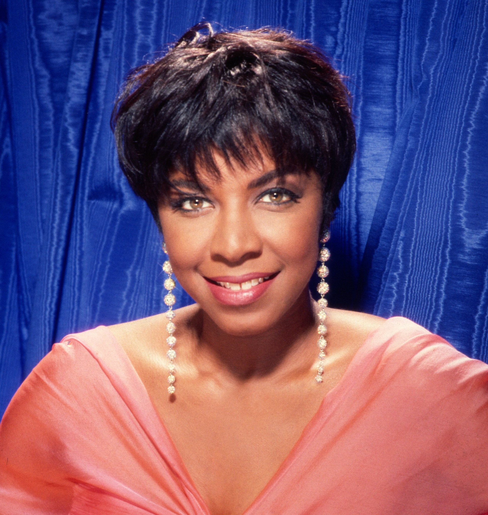 Happy birthday Natalie Cole! Tune into to celebrate with a music video block at 5pm EST! 