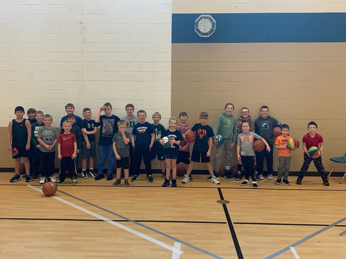 BoondocksBBall's tweet photo. Boondocks Basketball Club Youth Clinic #7 is in the books.  One more to go on February 20th. https://t.co/QY6NcBRNJz