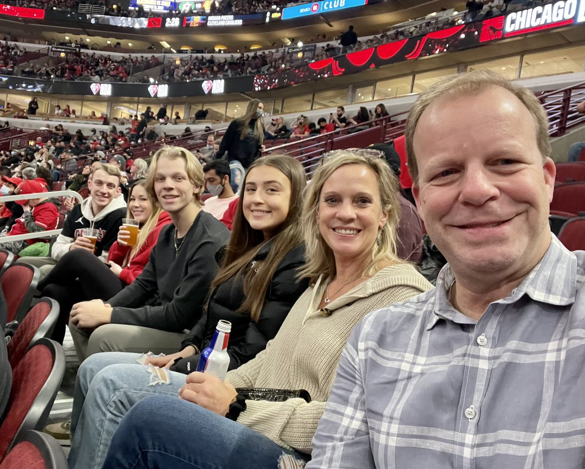 ssmithAMC's tweet photo. #bullsnation https://t.co/ux5NFQNZXk