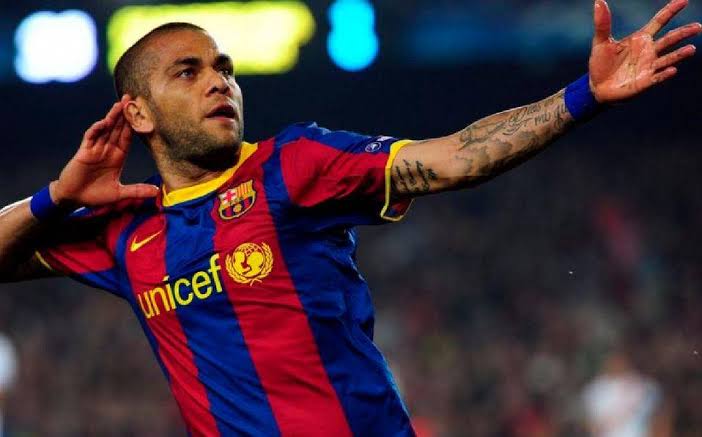 EdgarMalvaez2's tweet photo. #DaniAlves que mejor regreso. https://t.co/qzzJIqV3Lq