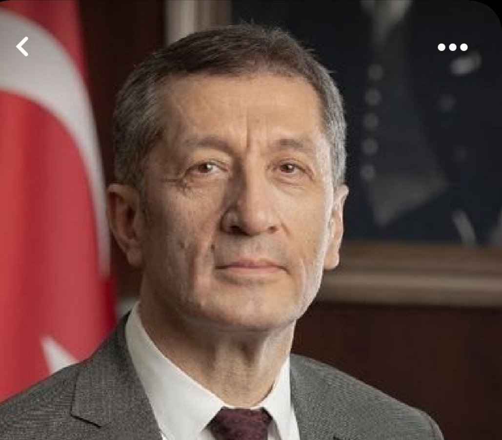 Onlinegitimgel2's tweet photo. Özlemimiz o kadar ağır ki ,size kavuşma umudu ile yanıp tutuşuyoruz. Geri dön şef ordunun sana ihtiyacı var 
 #MahmutOEzeristifa https://t.co/3siGD3mZMu