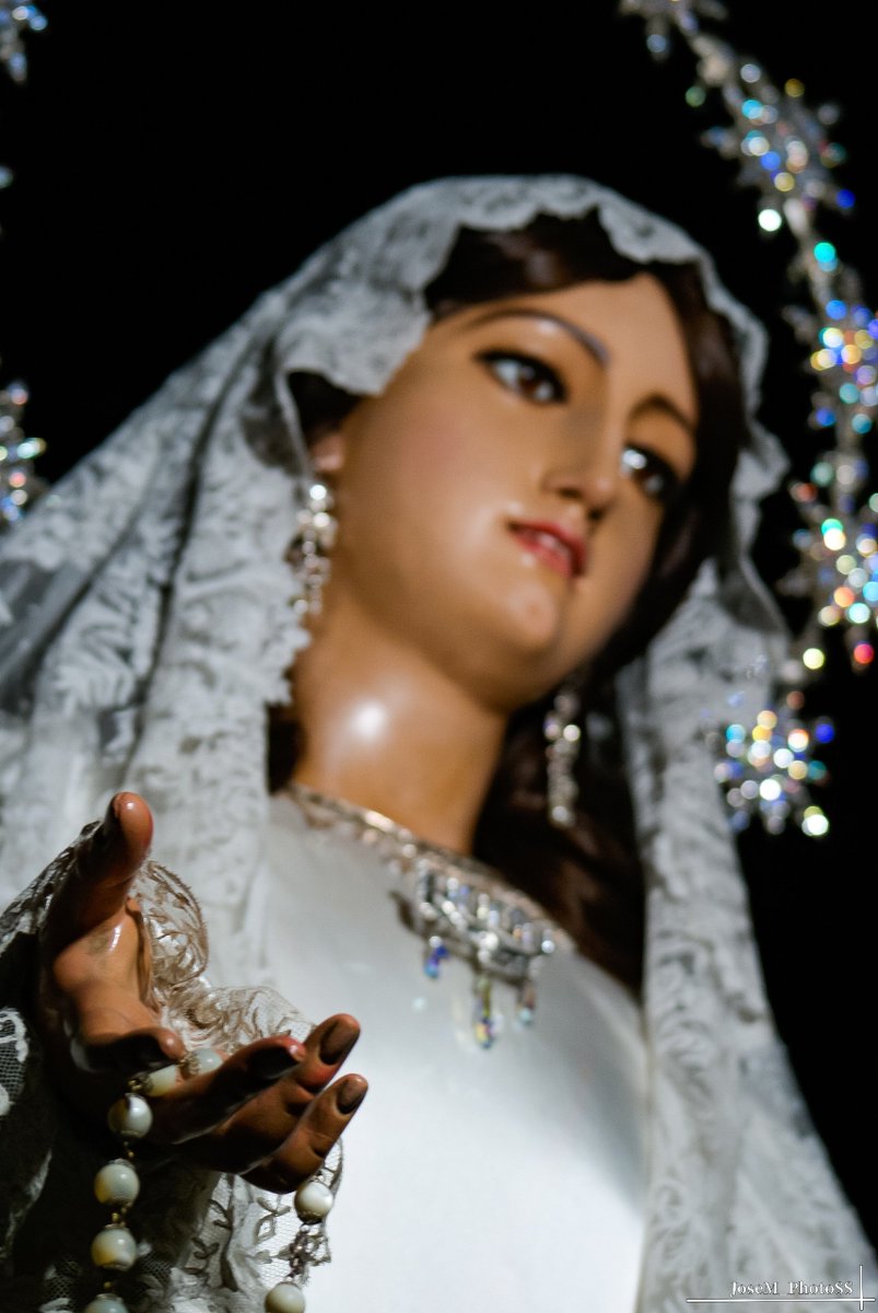 📸 Reportaje de Estudio a María Santísima del Rocío coronada.

@RociodeMalaga 

Reportaje completo en
mlgcofradias.blogspot.com 

#CofradiasMLG #CofradiaDelRocío #MaríaStmaDelRocío #Rocío